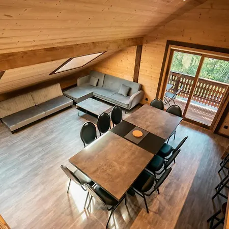 Les Cerfs Apartamento Châtel
